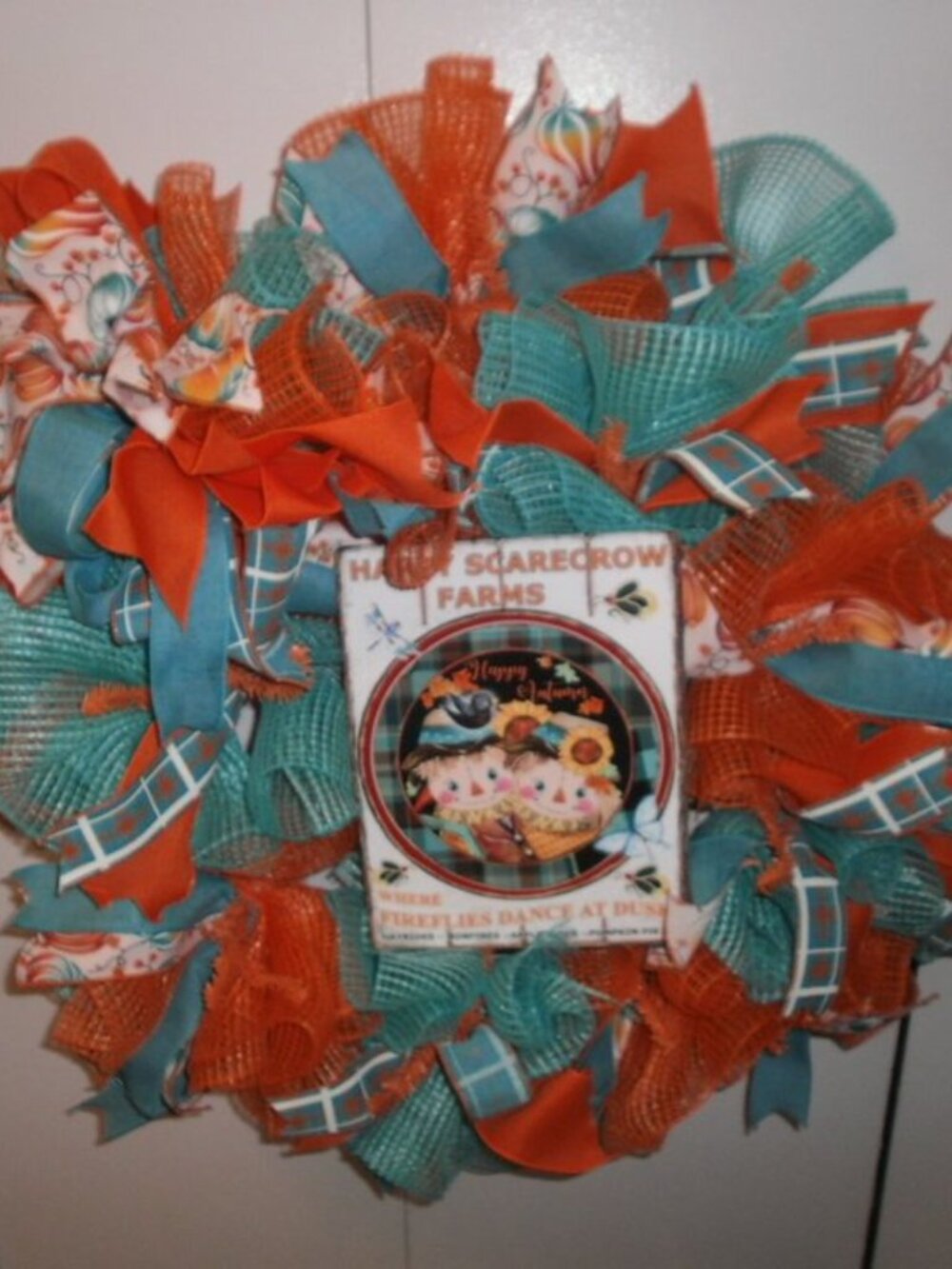 Scarecrow wreath 24" round beautiful and colorful